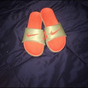 nike slides