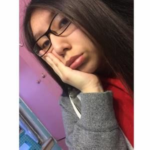 Meet your Posher, Alexandra