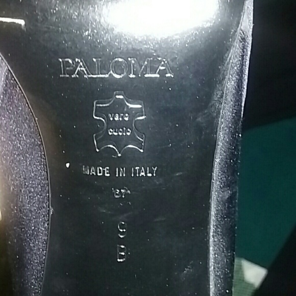 Heels - Picture 4 of 4