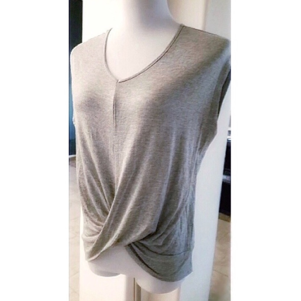Twist Front High Low Top