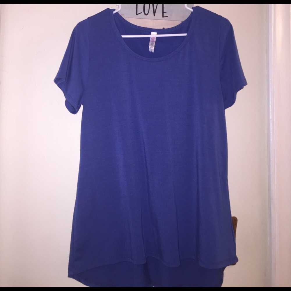 Lularoe Classic tee