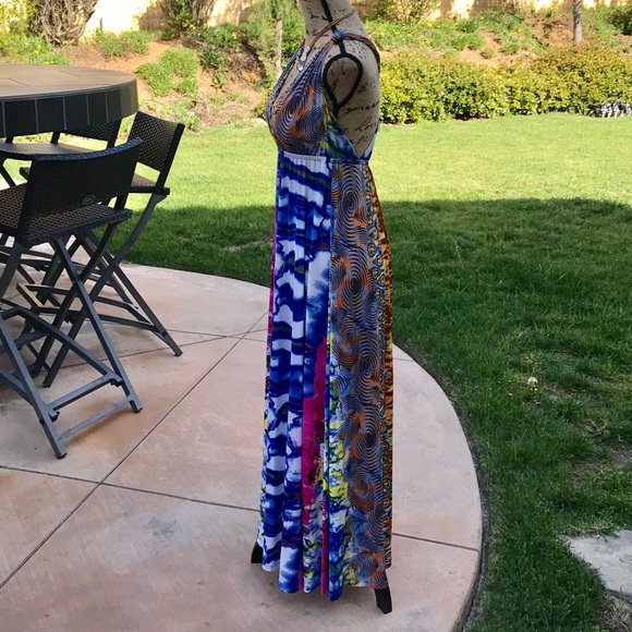 Get your Beach Maxi Ready! Gorgeous Maxi Dress 👗 - Picture 5 of 7