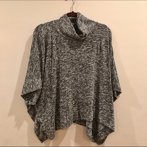 Francesca's Collections Sweaters - MAKE AN OFFER! Black & White Cozy Poncho Sweater