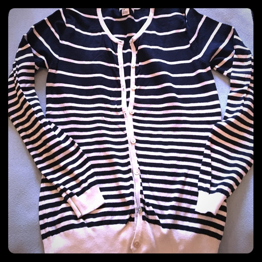 ⚓️ Navy and white cardigan ⚓️