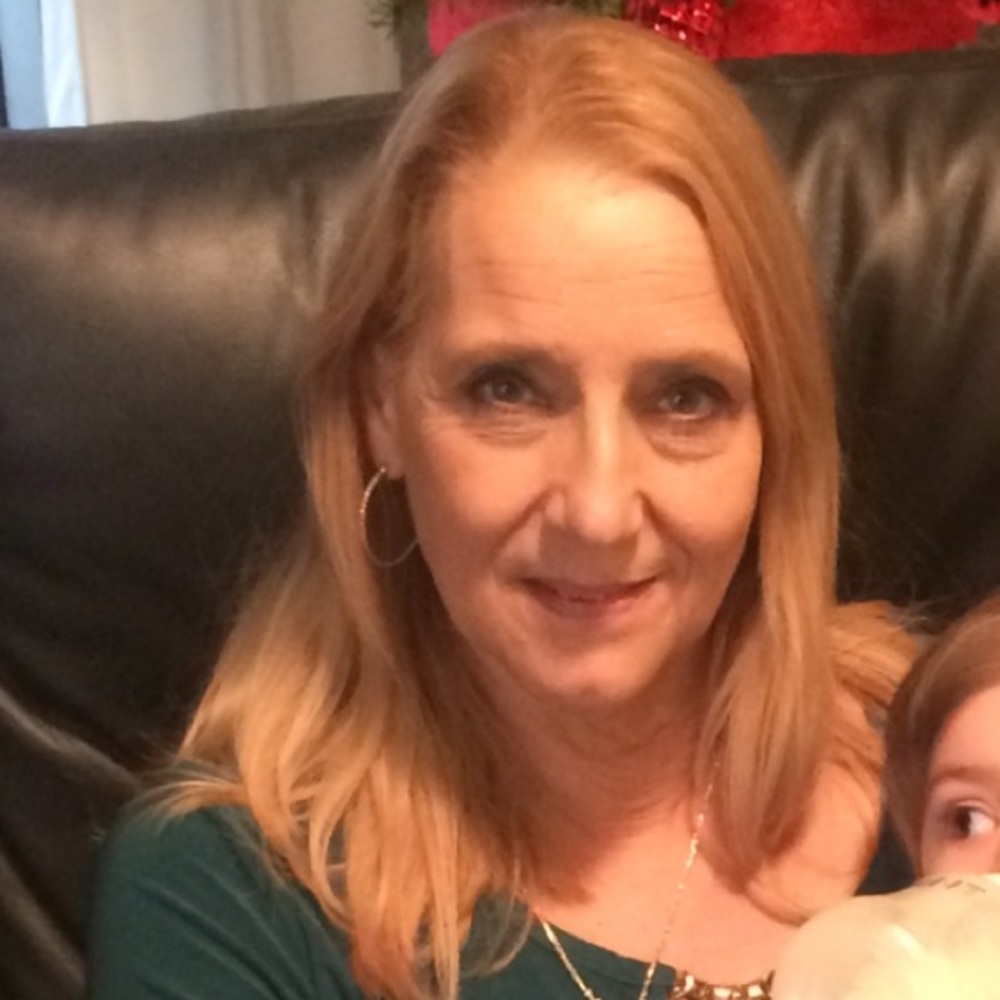 Meet your Posher, Lorraine