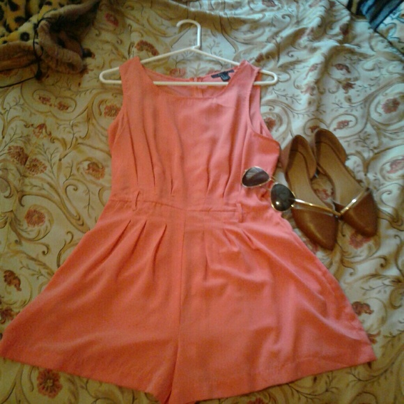 Forever 21 Other - Cute Coral romper