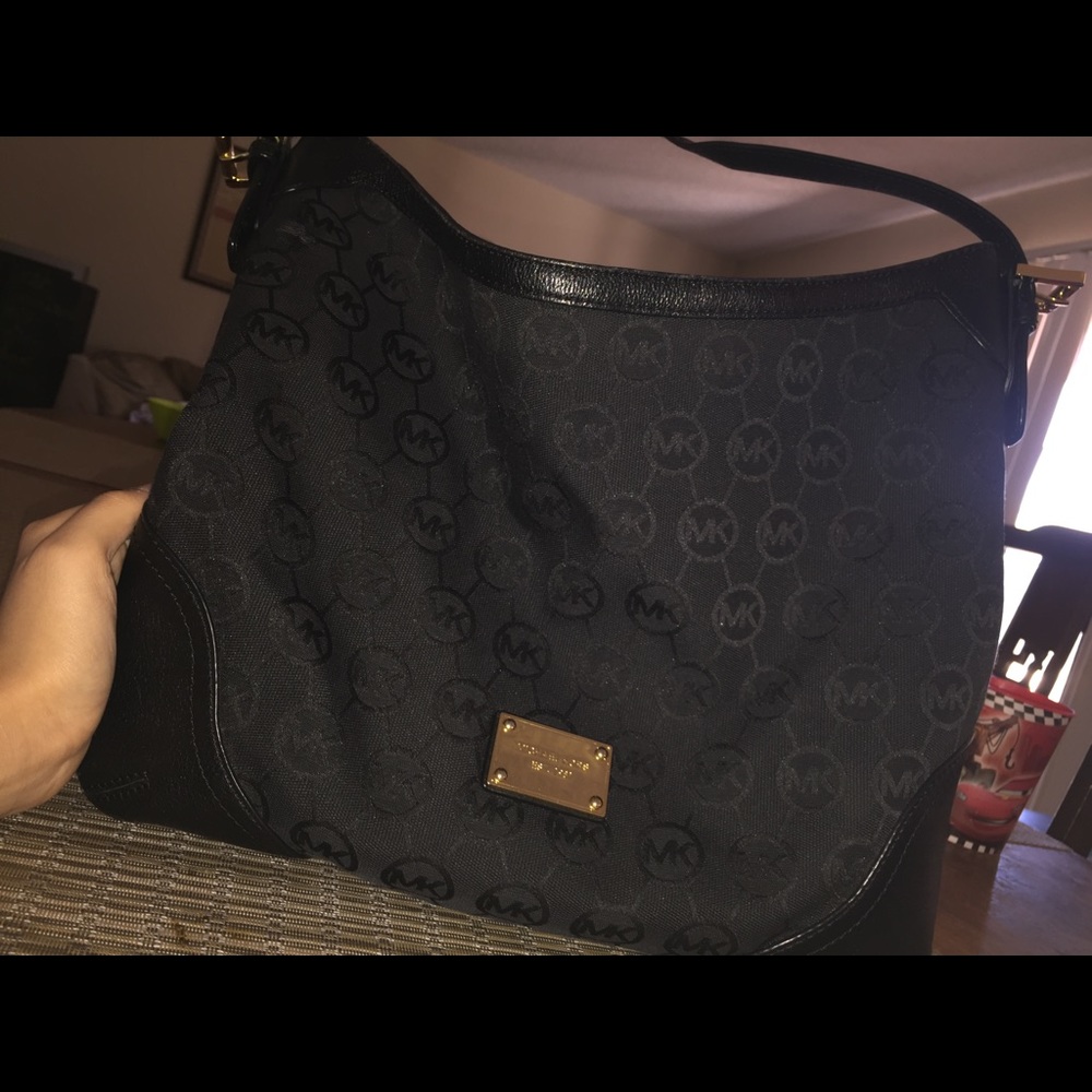 Michael Kors purse