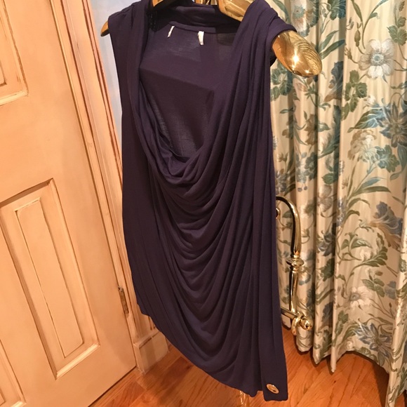 LIKE NEW MICHAEL MICHAEL KORS Navy cowl neck tank - Picture 2 of 3