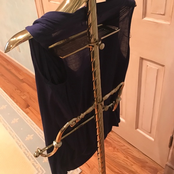 LIKE NEW MICHAEL MICHAEL KORS Navy cowl neck tank - Picture 3 of 3