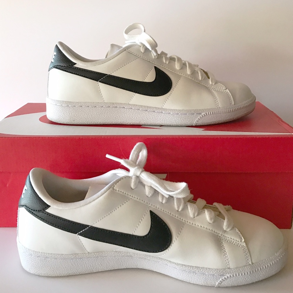 Women's Nike Tennis Classics- Shoes