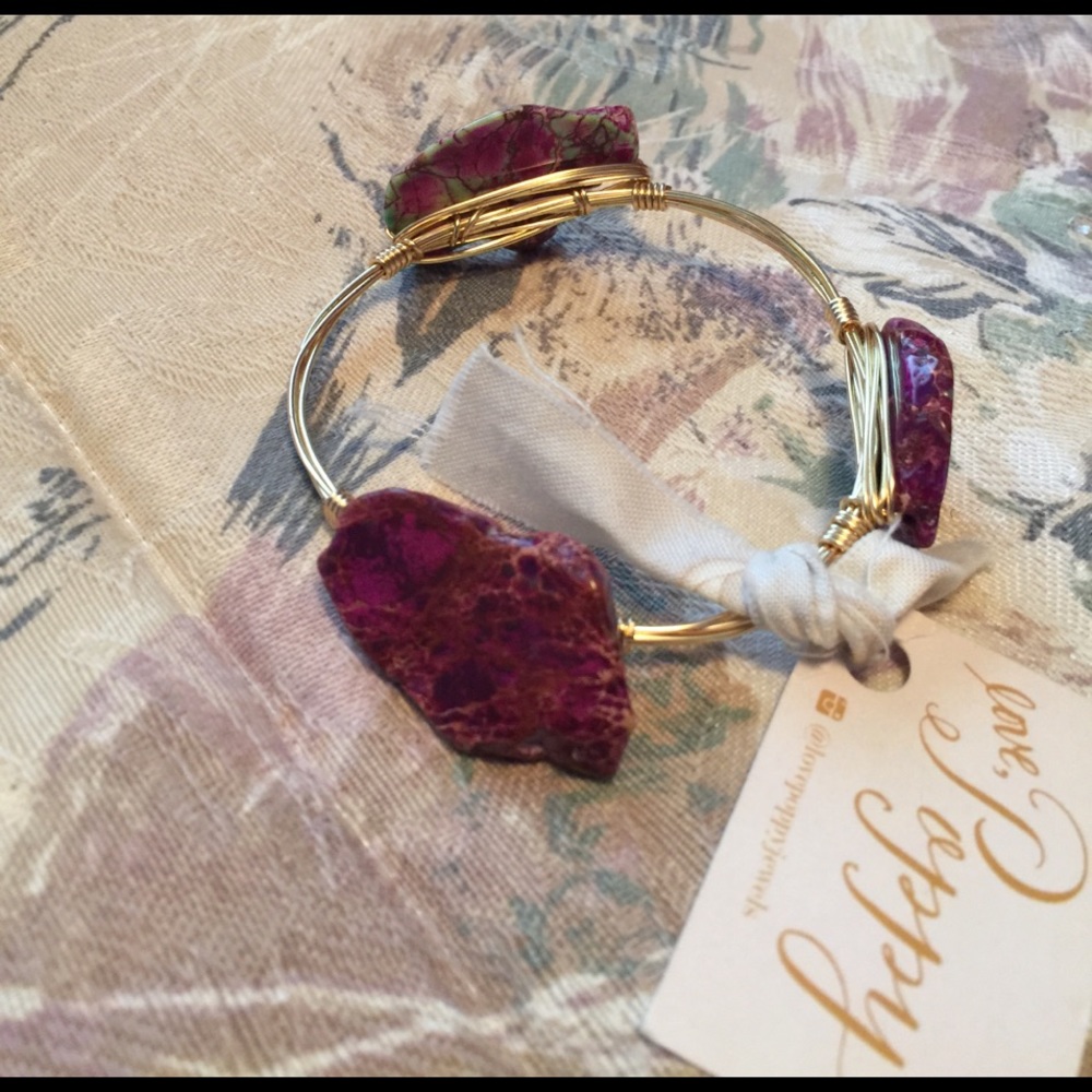 💥SALE💥💕Chic Precious stone Bracelet.