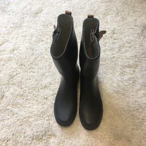 Black Chooka Rain Boots!