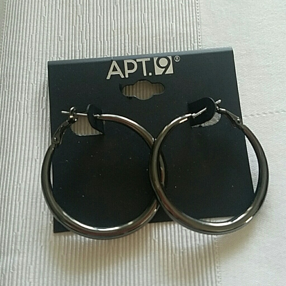 Metallic black hoop earrings