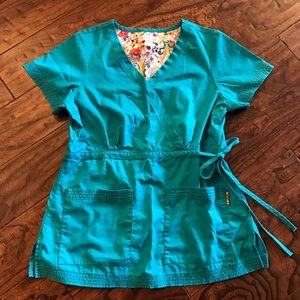 ❌FINAL❌ Scrub top by Koi