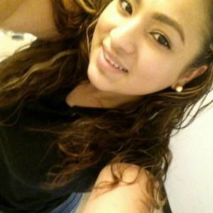 Meet your Posher, Mireya