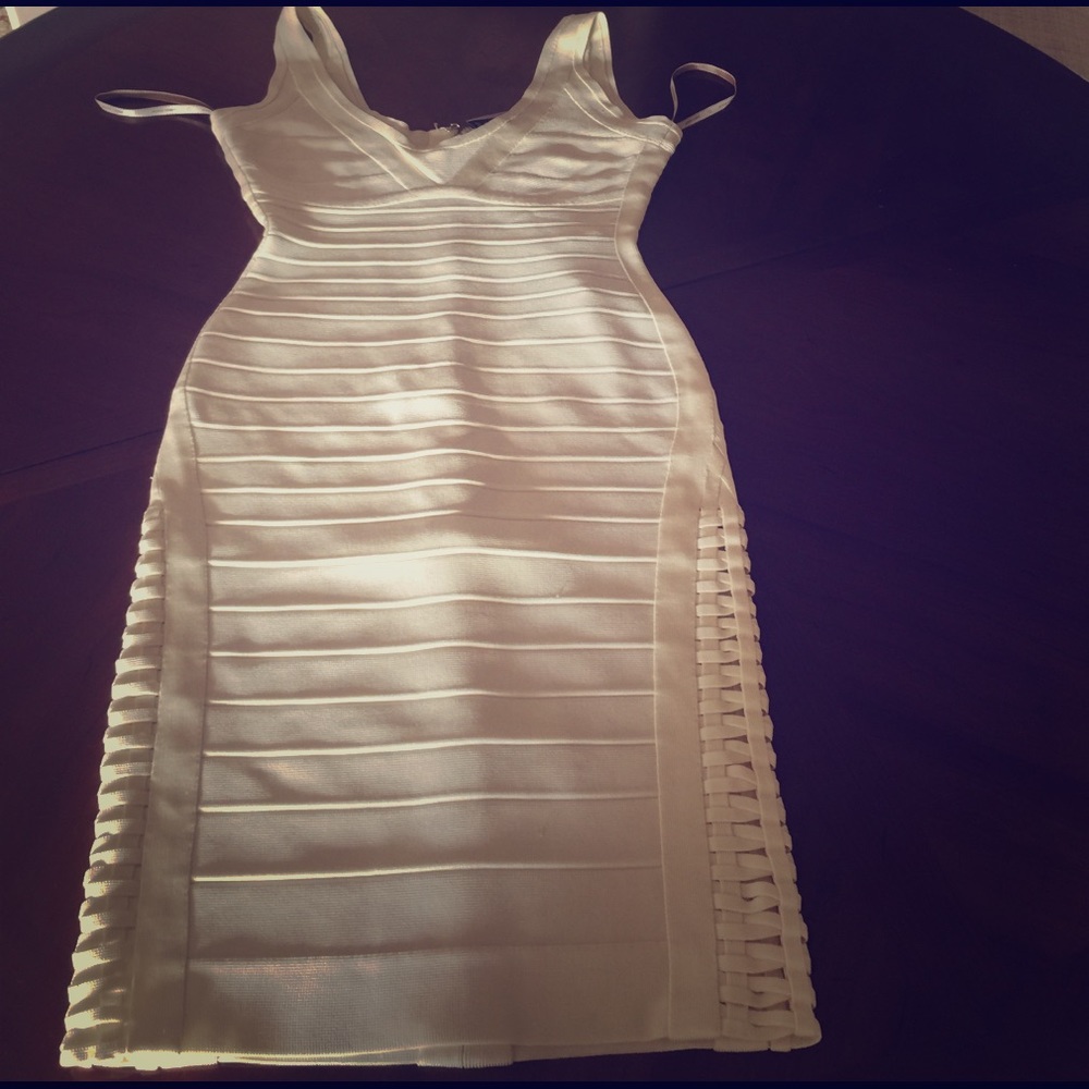 Off white Gorgeous HL Dress..❤️❤️❤️⭐️⭐️⭐️