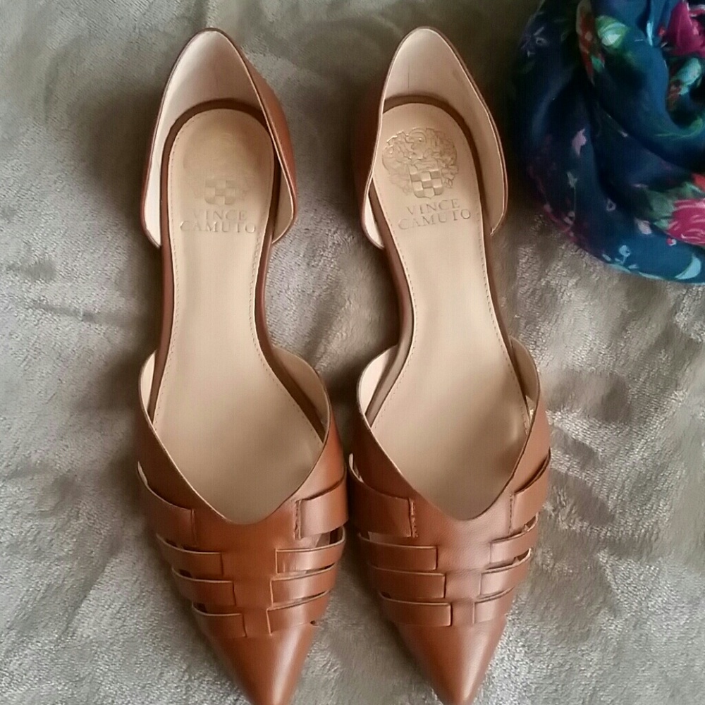 Vince Camuto Flats! See new photos! - Picture 2 of 5