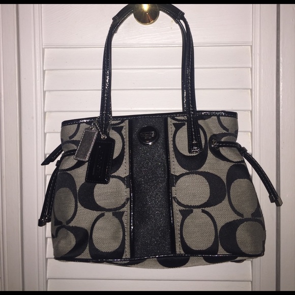 Coach Handbags - Coach bag