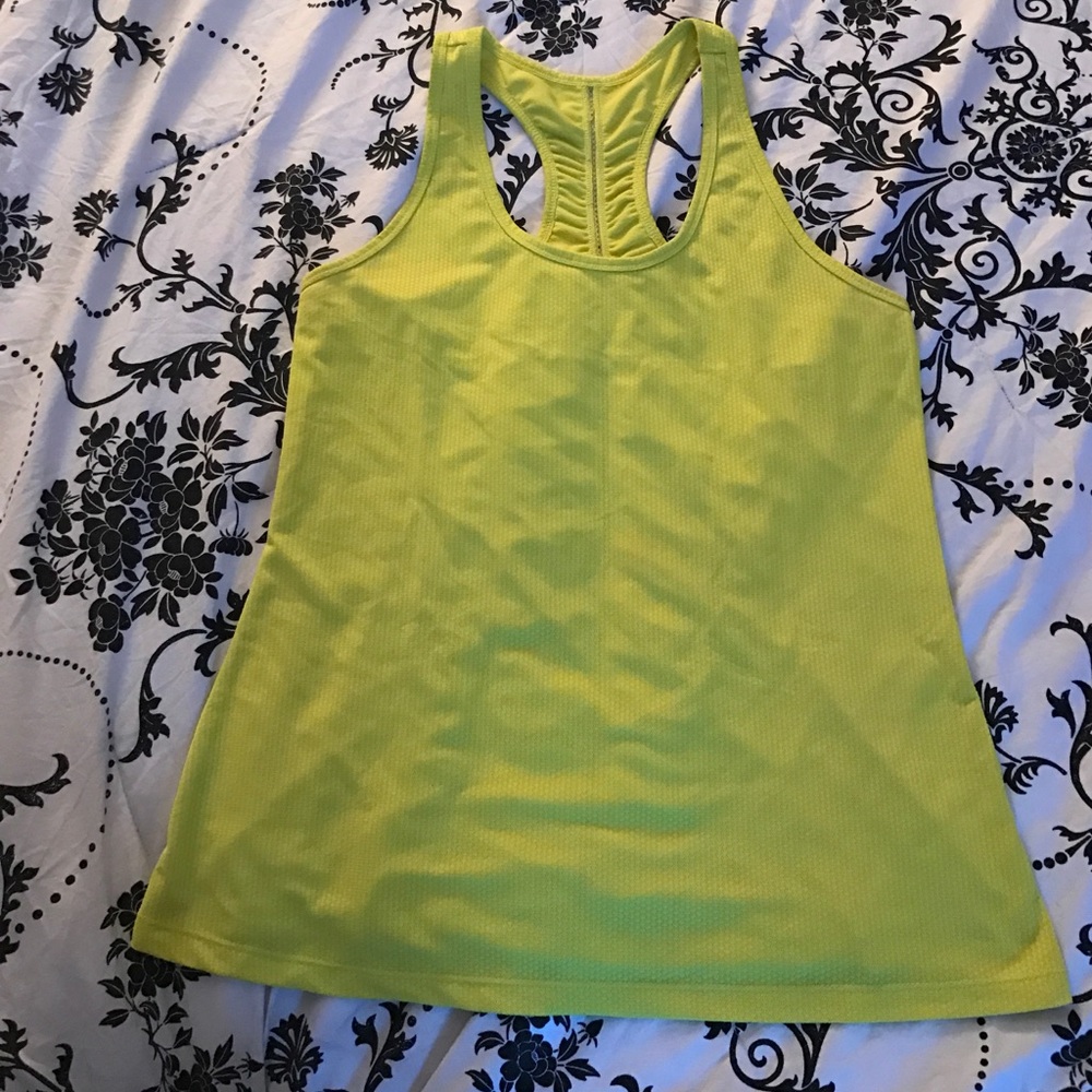 Nice top with cute details on back.