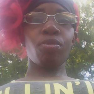 Meet your Posher, Nikkia