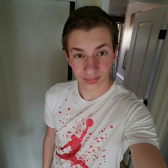 Meet your Posher, Javan - Picture 1 of 1