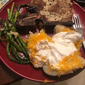 Meet your Posher, Shea