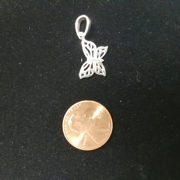 925 sterling silver butterfly pendant. - Picture 2 of 3