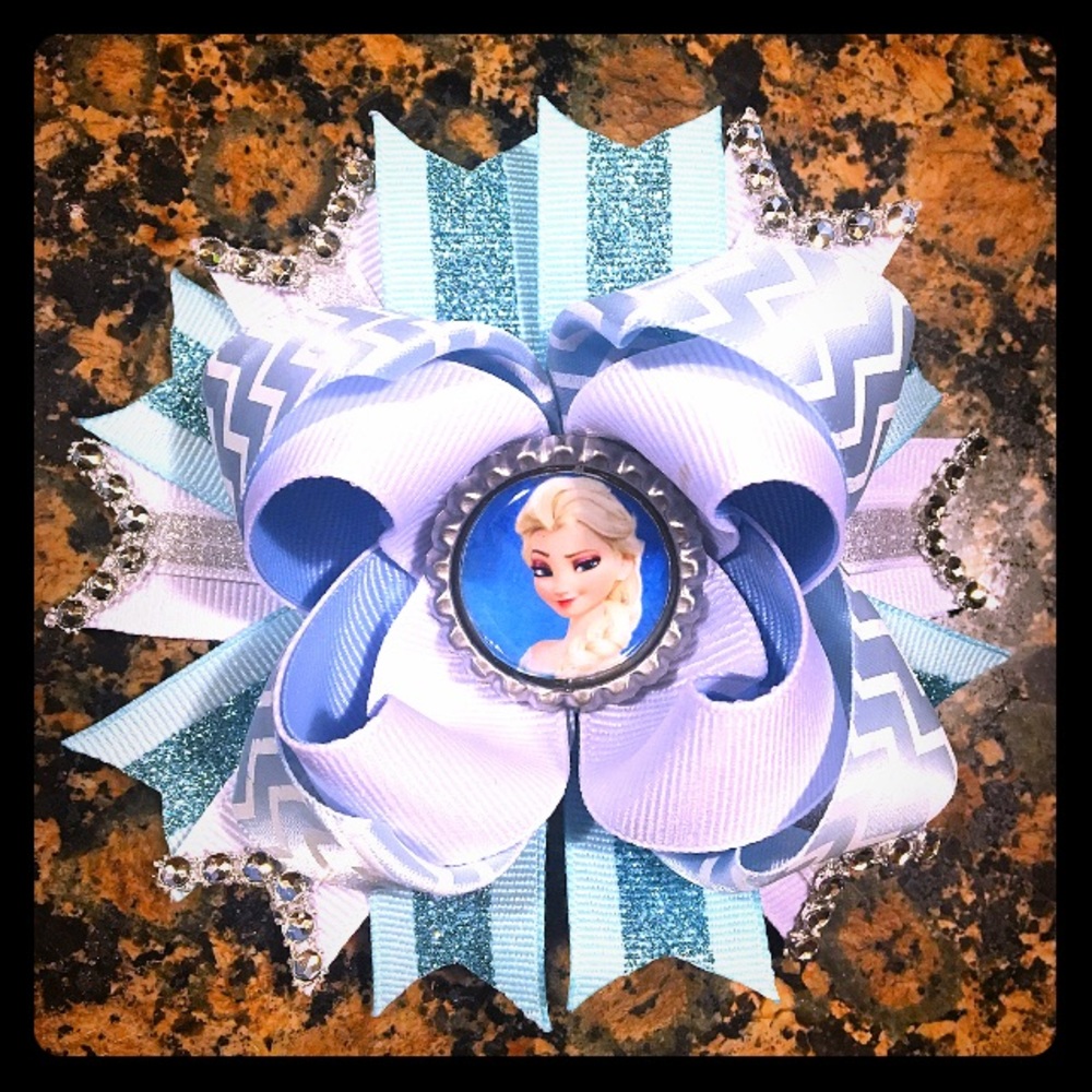 Elsa bow