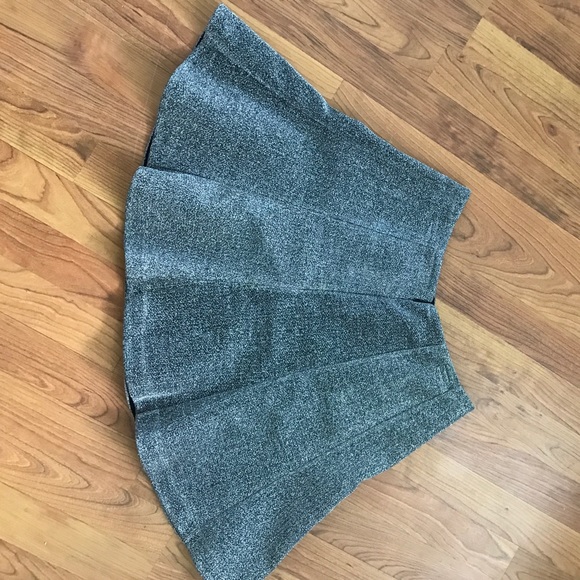 Express high waisted skirt - Picture 2 of 6