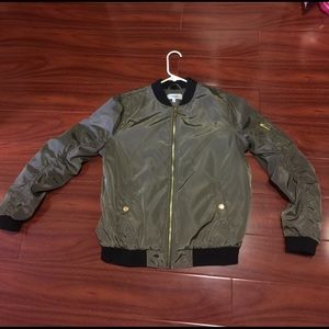 Bomber jacket