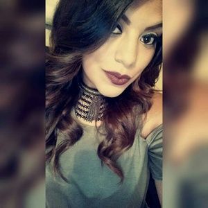 Meet your Posher, Maria