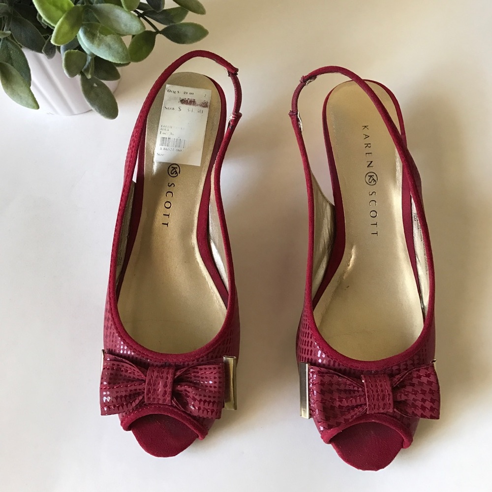 Vintage Karen Scott Red Bow Aura Pumps - Picture 1 of 3