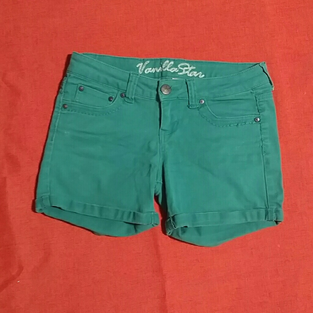 SOLD*** Vanilla Star Teal shorts