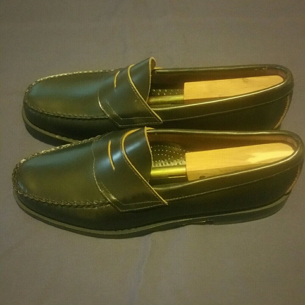 Negotiable, Bass men's loafers w/cedar shoe trees