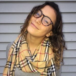 Meet your Posher, Grace