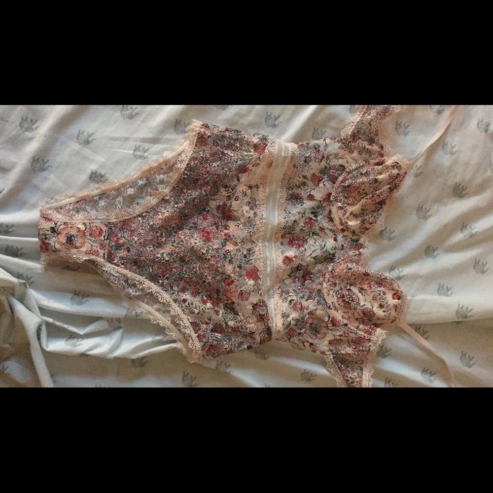 (Victoria secret) small lingerie bodysuit