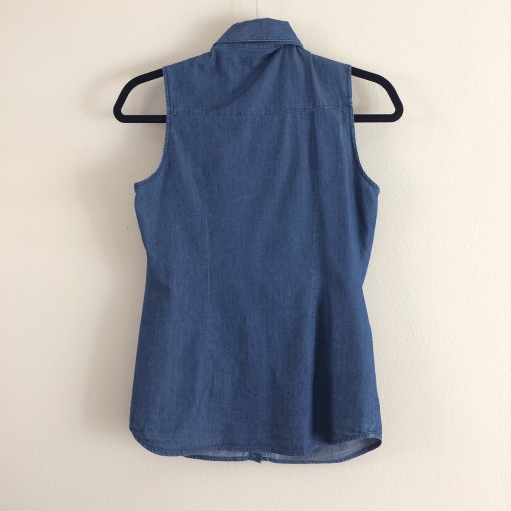 Sleeveless Star Studded Denim Top - Picture 2 of 3