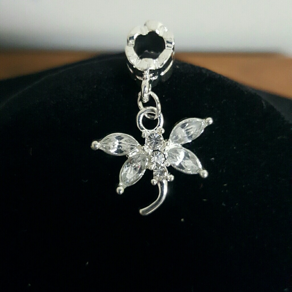 Clear dragonfly pendant