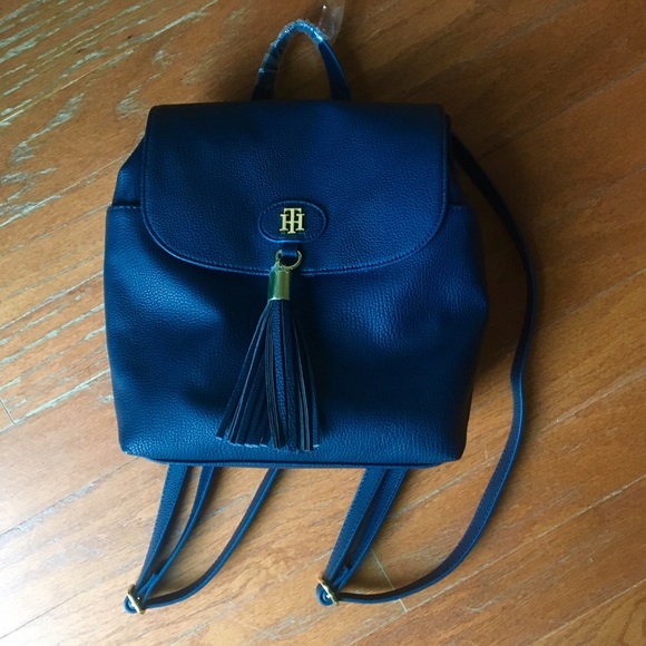 Tommy Hilfiger Handbags - NWT Tommy Hilfiger backpack💎