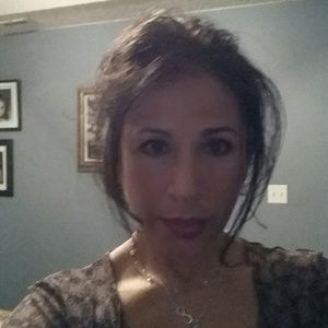 Meet your Posher, Sylvia