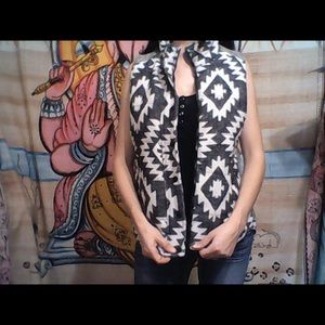 Size XS Aztec Print Vest