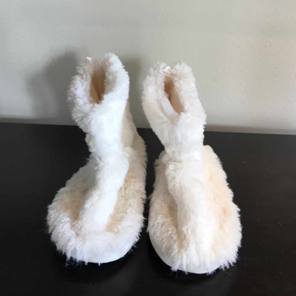 H&M faux fur slipper boots