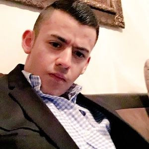 Meet your Posher, Hector