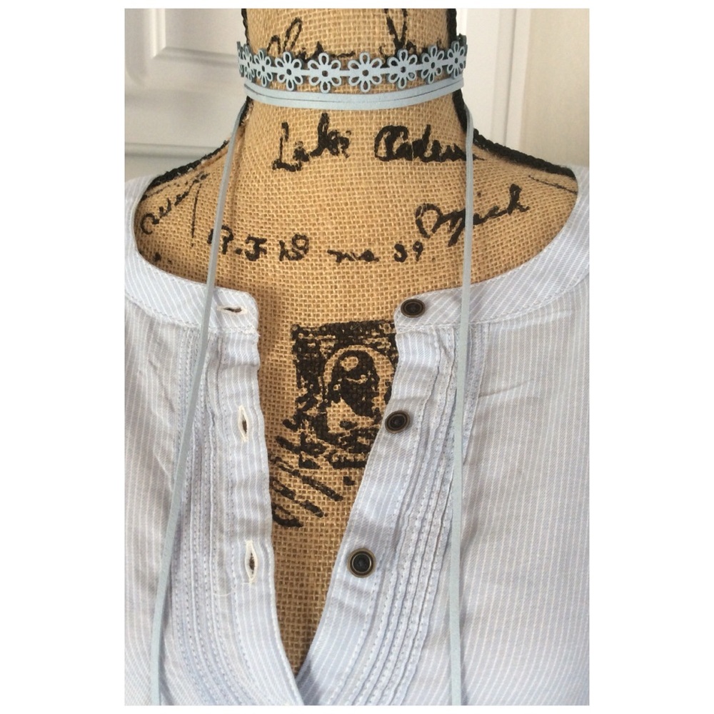 Baby Blue Suede Choker - Picture 3 of 3
