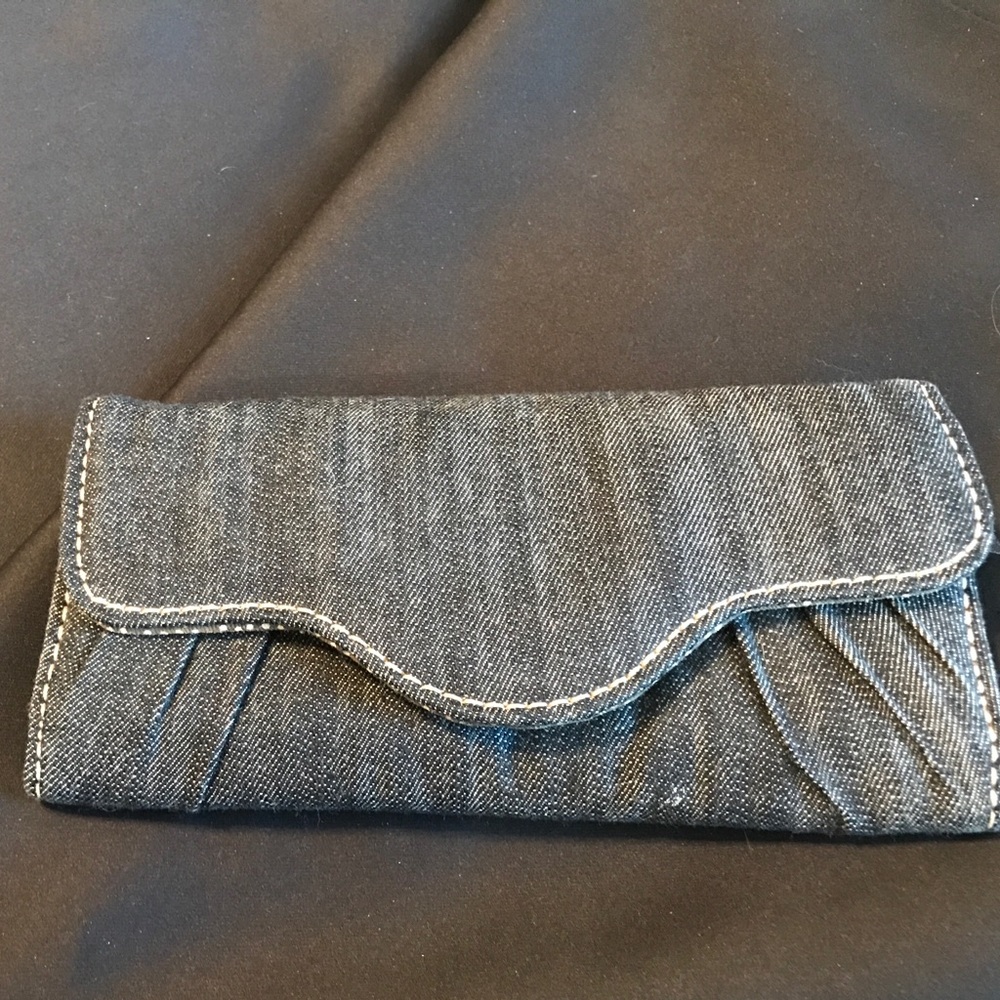Thirty One Wallet