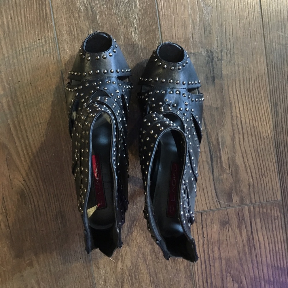 Brand new. Never worn. C Label brand.