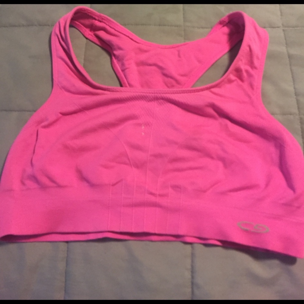 Sports bra