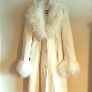 Winter white cashmere/wool coat. New-never worn!!