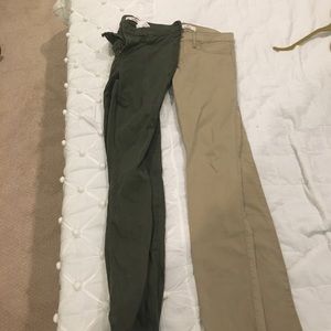 Hollister skinny size 5