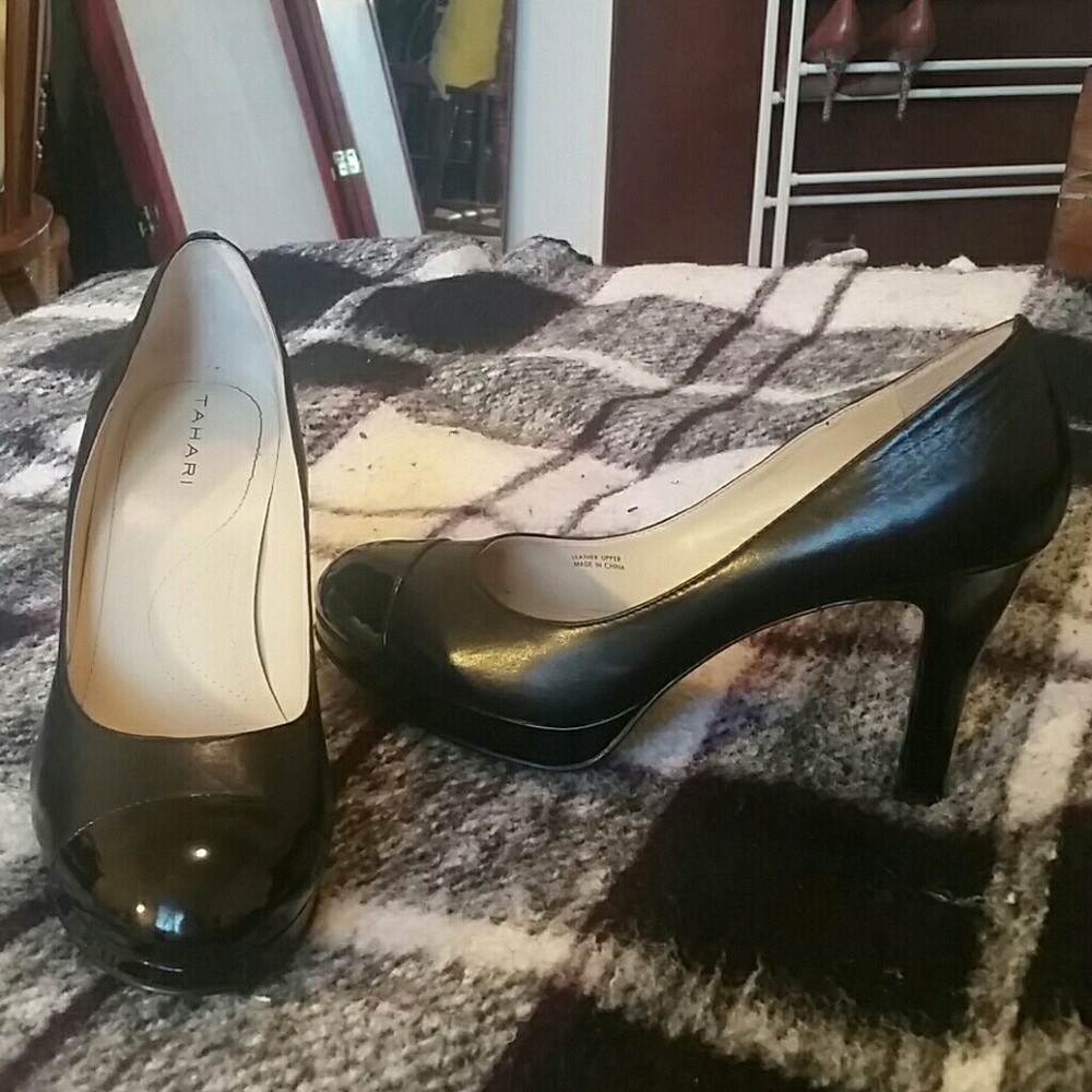 Tahari heels
